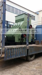 SCF1000*1000型号煤矸石粉碎机发货现场